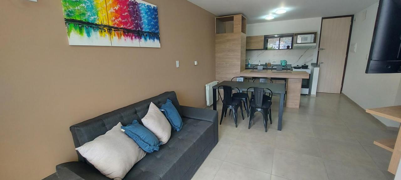 Centro Carlos Paz 1 Apartment *